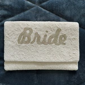 Bride clutch